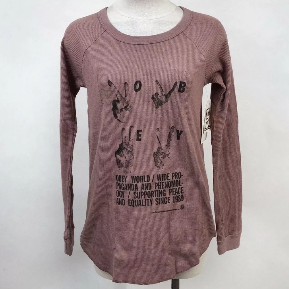 Obey Graphic Thermal Top